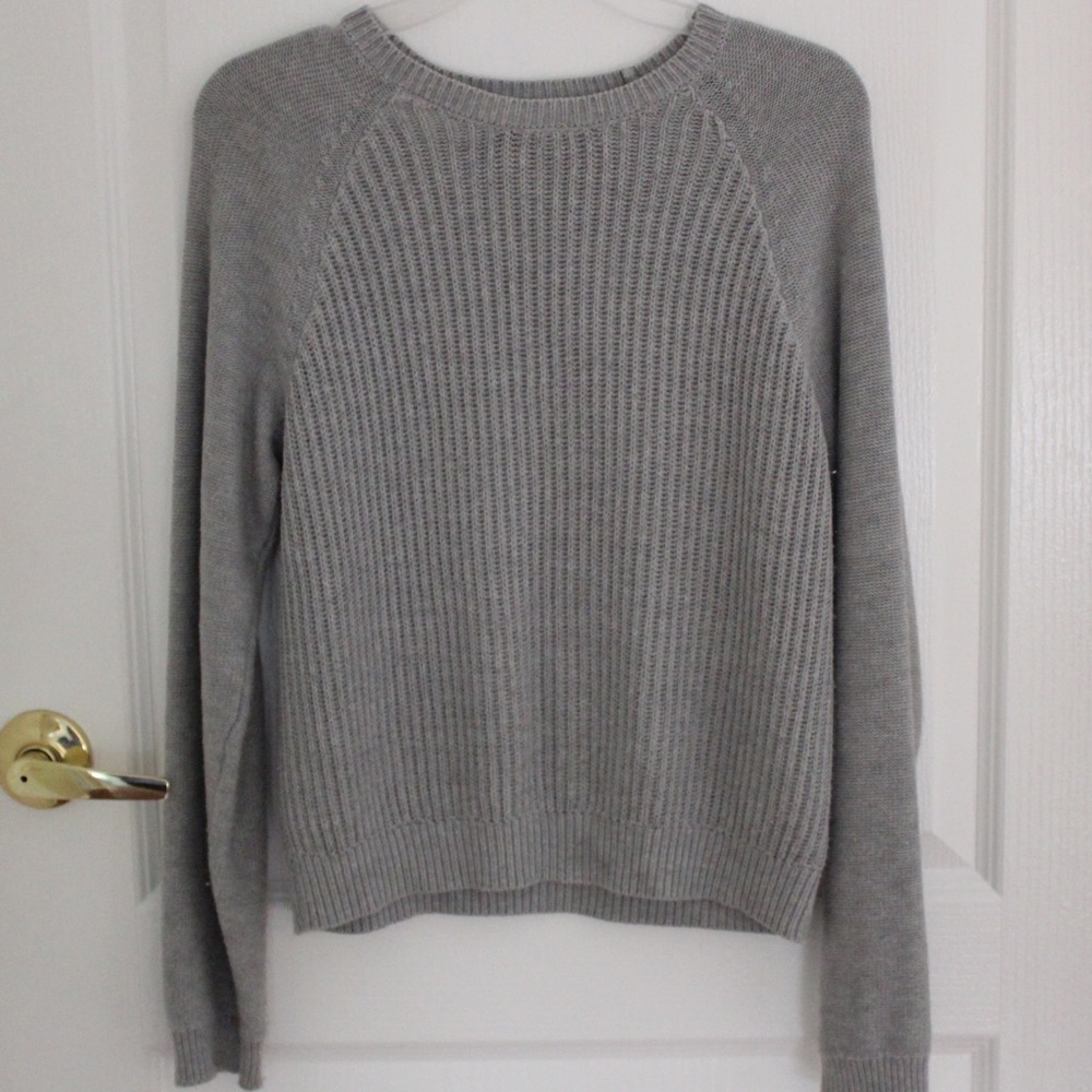 aero sweater